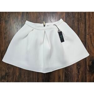 Diamond Supply Co Size Small White Skirt New